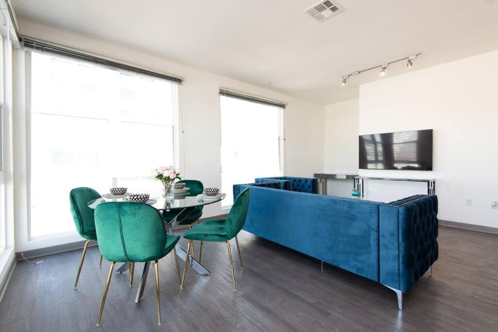 Centrally Located Apartments With Free Parking Glendale Eksteriør billede